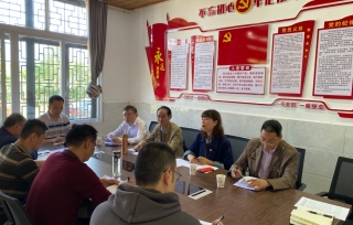 2022年5月6日，市产学研促进会党支部、市教委帮扶集团驻恒合乡工作队党小组、万州区科协机关党支部、重庆三峡农科院共同召开主题党日活动暨书记讲党课。