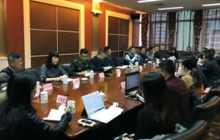 2018年11月16日，“2018重庆市军民融合标准化座谈会”，在金质花苑酒店成功召开。会议由重庆市质量和标准和研究院主办，重庆市产学研合作促进会承办。