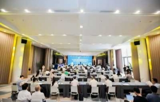 2022年6月30日上午，市产学研促进会党支部组织召开党员代表大会，开展第六届党代会精神专题学习。