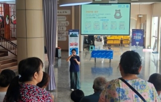 2024年9月20日全国科普日期间，重庆市产学研合作促进会组织专家走进两江新区金祥社区，为社区居民群众50余人开展口腔健康科普讲座。