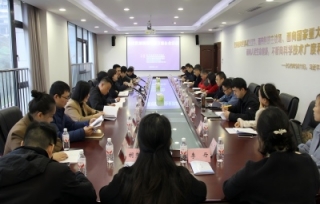 2025参加市科协科技资源精准对接万盛企业活动